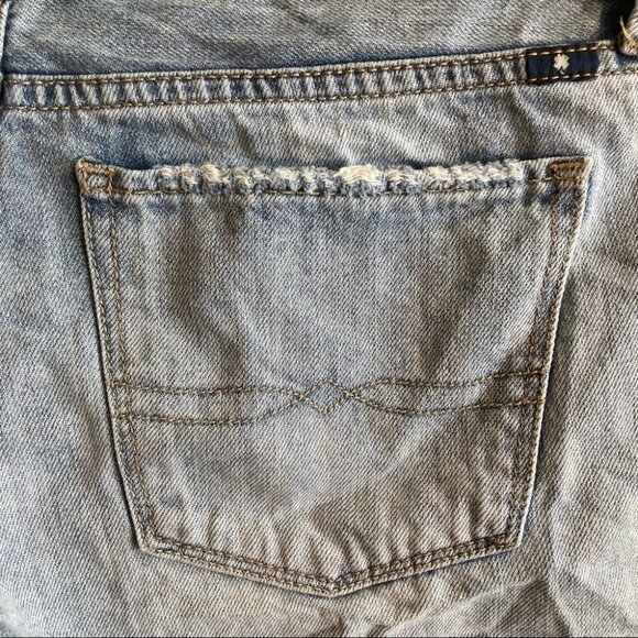 LUCKY BRAND Sz 00/24 The Cut Off Embroidered Hem Mid-Rise Denim Jean Shorts - Picture 7 of 12